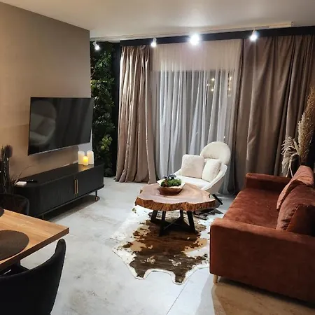 Daire Gorski Eden By Comfort